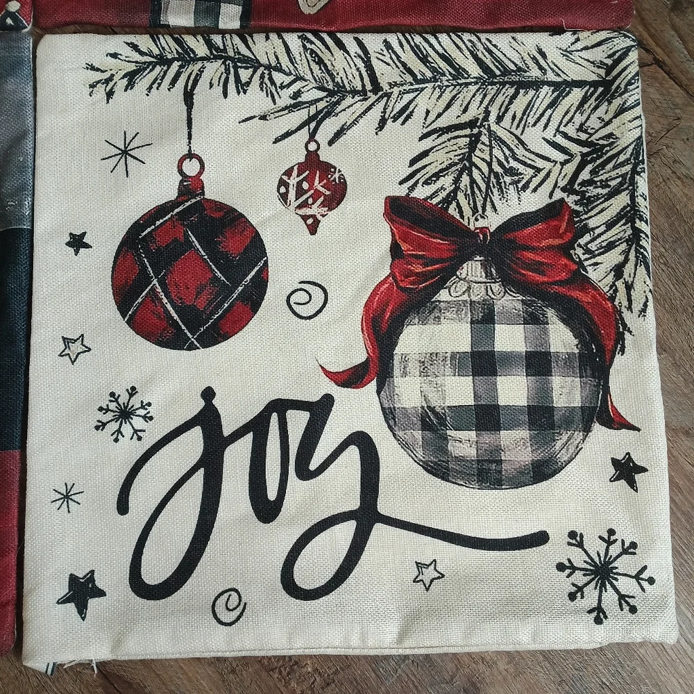 Christmas Pillow Covers 4pc Set 18x18